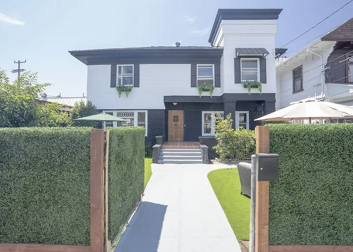 Burlington Stay Los Angeles