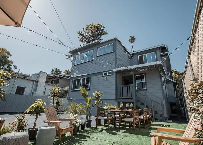 H California Hostel Los Angeles